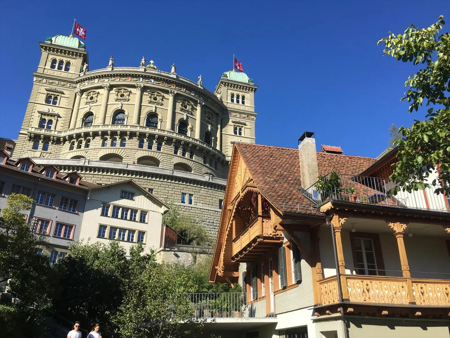 VENDITA RISERVATA VICINO ALLA STAZIONE DI BERN - Foto 7 di 11