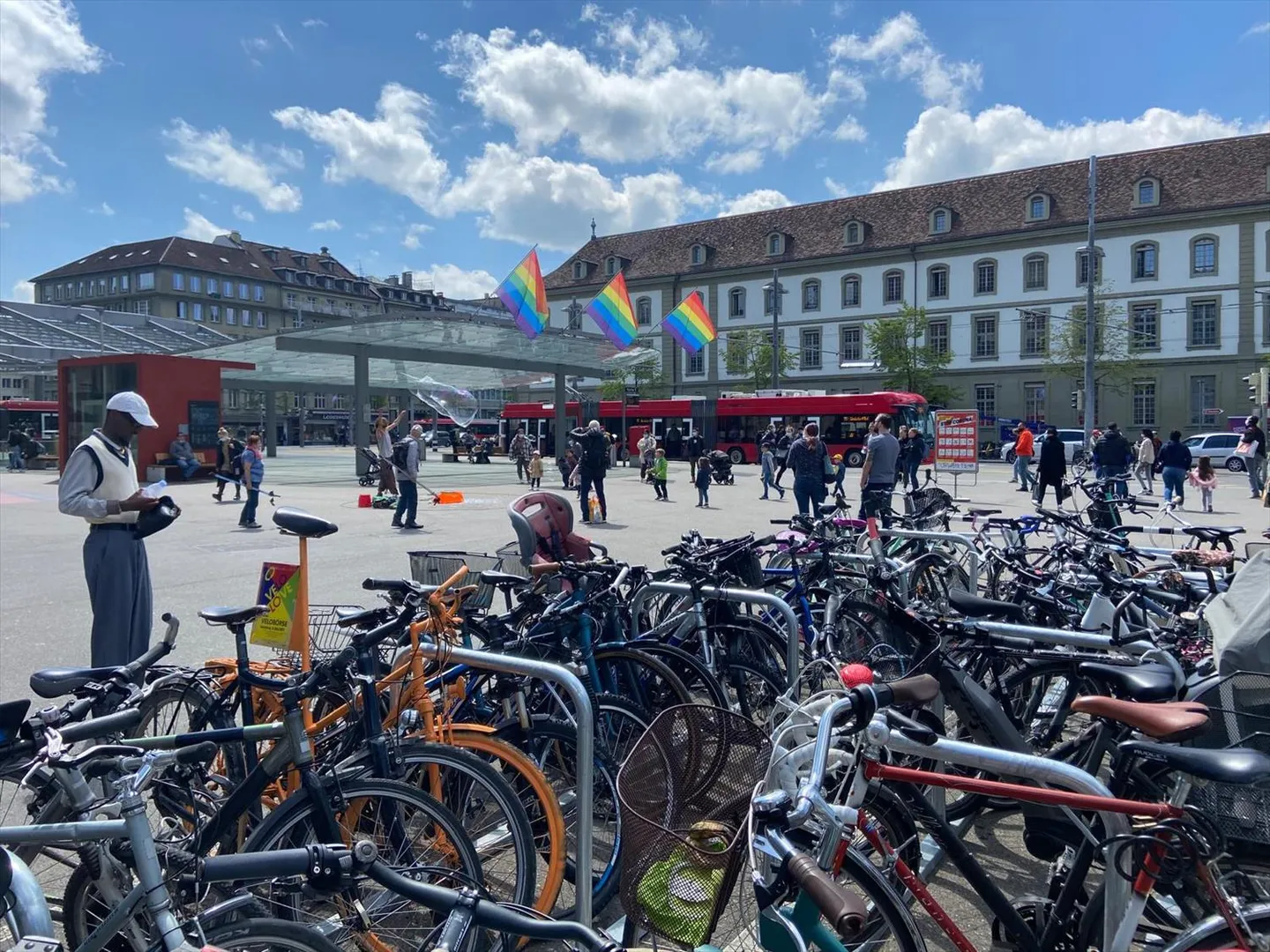 VENDITA RISERVATA VICINO ALLA STAZIONE DI BERN - Foto 10 di 11