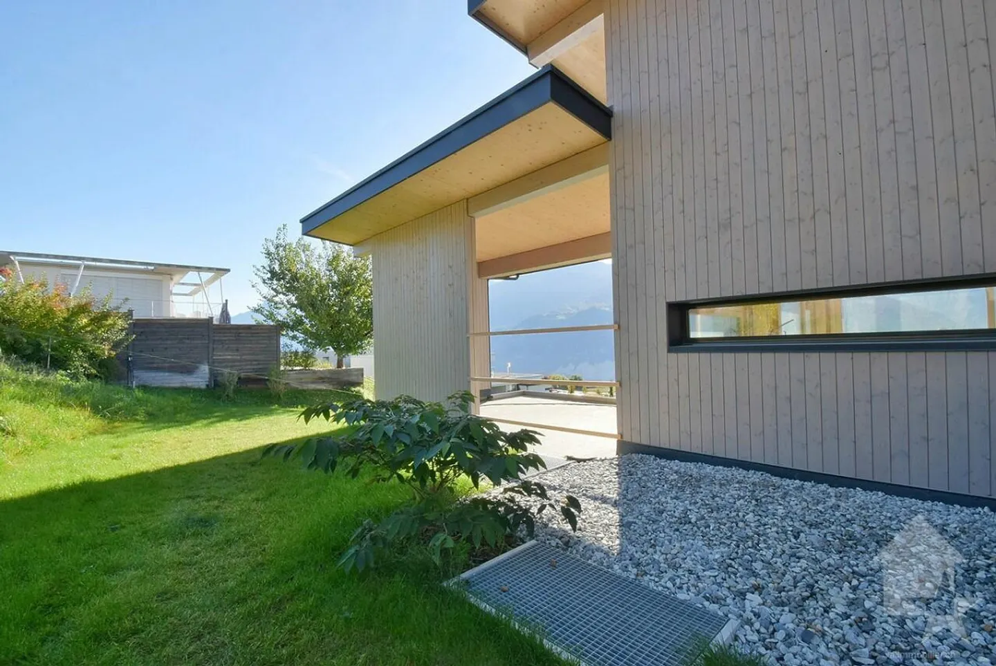 Neu - Magnificent 5.5-Zimmer-Villa - Foto 13 von 13
