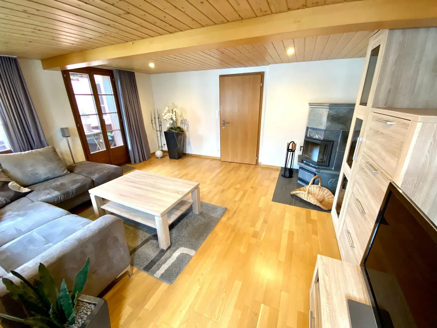 3 1/2 Room Apartment - Photo 2 of 9