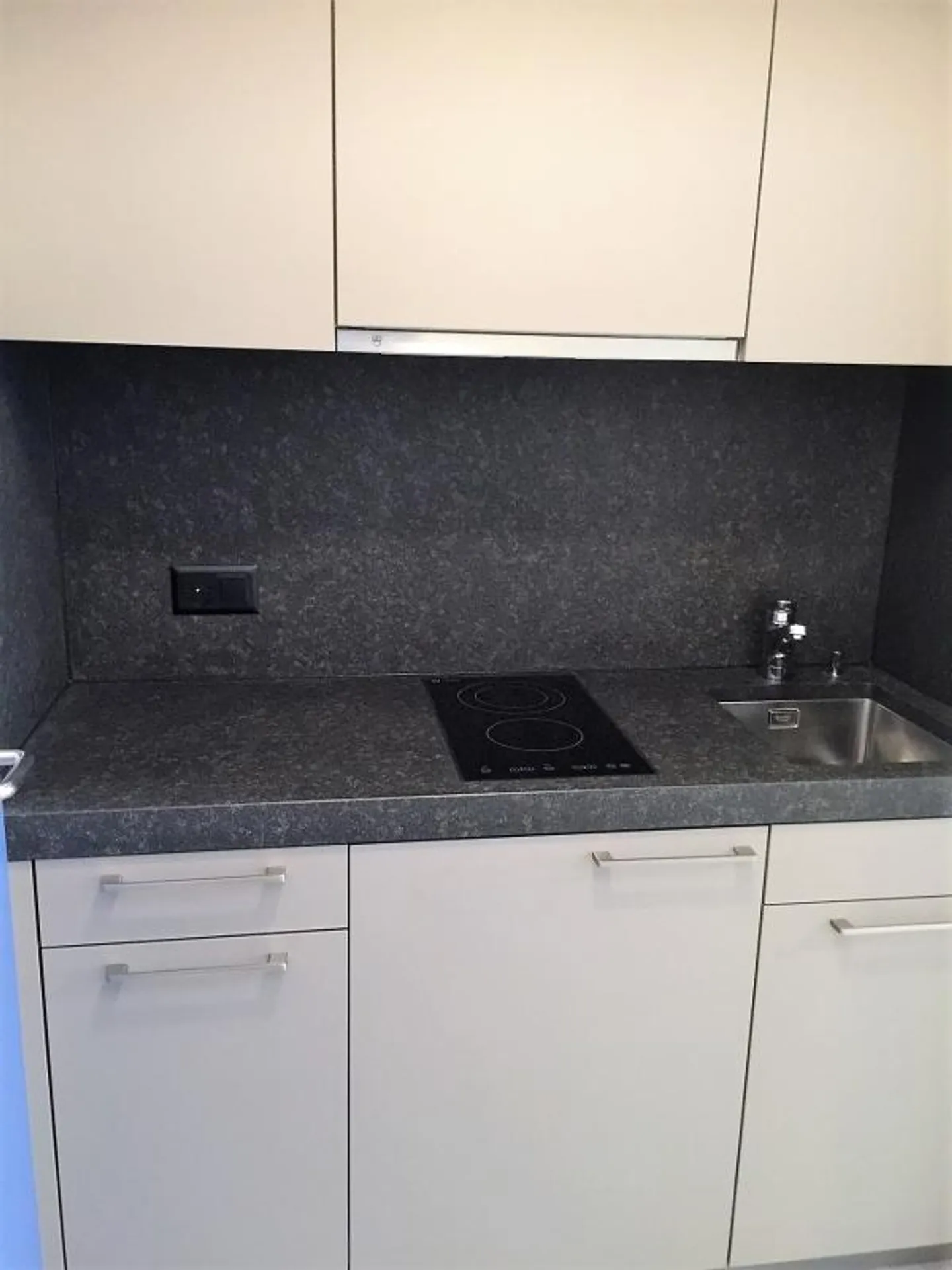 Appartement 1 pièce meublé (110) - Photo 2 sur 4