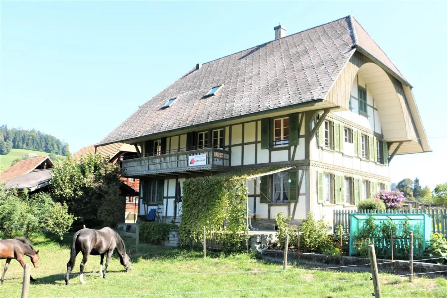 bright 4-room apartment with balcony - Photo 10 of 10