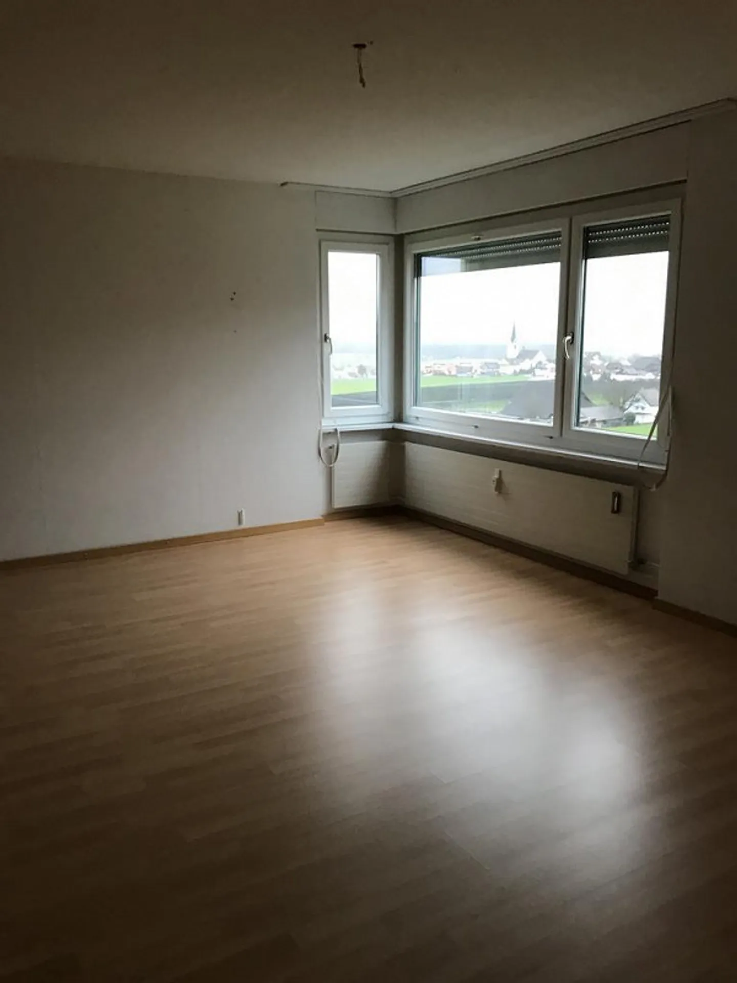 Charmante appartement de 3,5 pièces au 5ème étage avec belle vue - Photo 6 sur 9