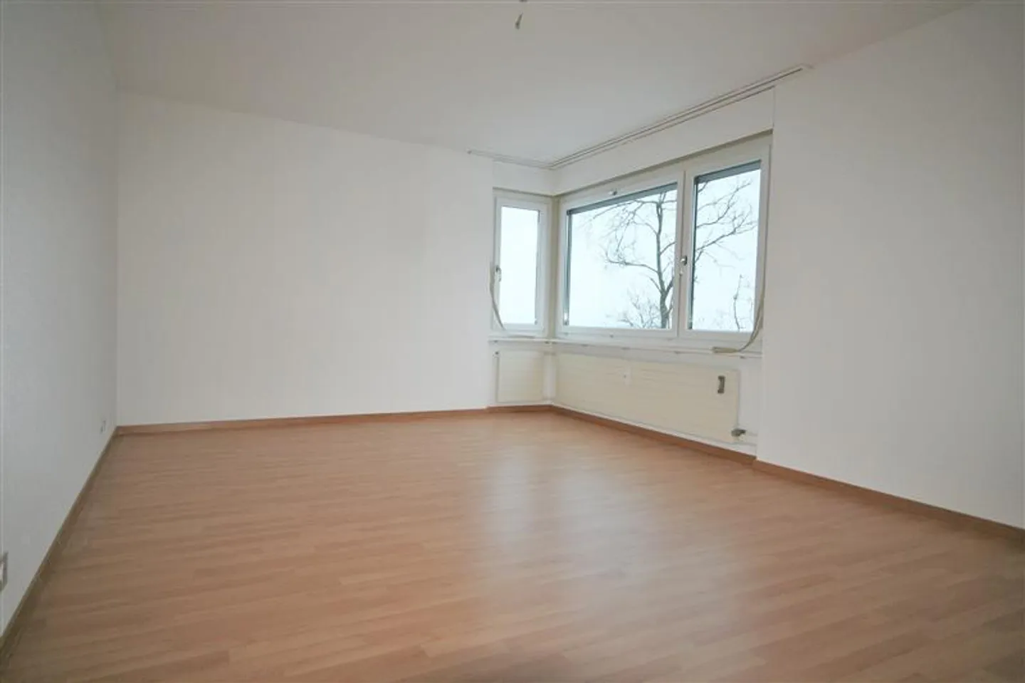 Charmante appartement de 3,5 pièces au 5ème étage avec belle vue - Photo 7 sur 9