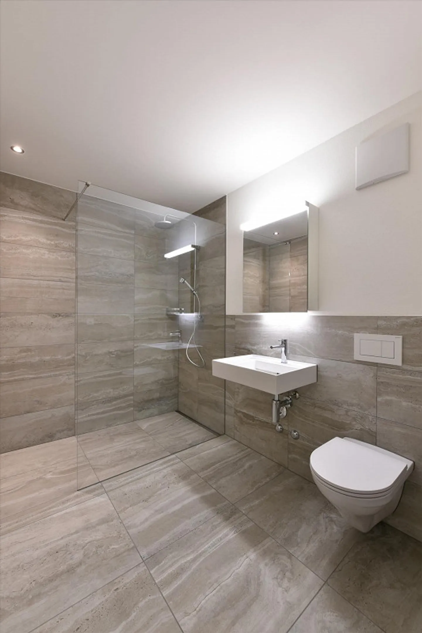 Bell'appartamento in una posizione centrale - Foto 3 di 5