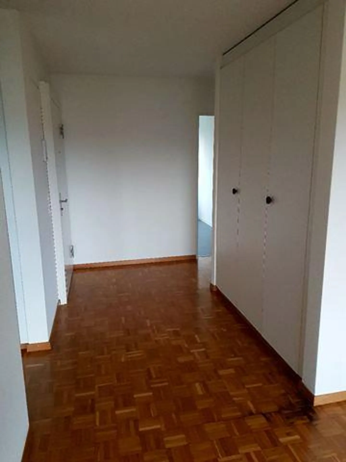 Appartamento tranquillo in una posizione centrale - Foto 3 di 7