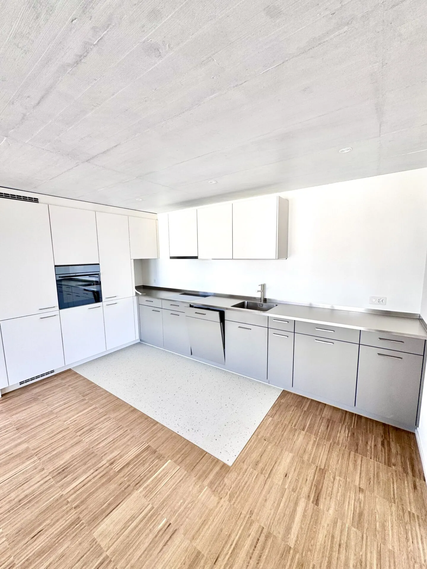 Nuova costruzione: appartamento di 3,5 locali a Kaltbrunn - Foto 2 di 10