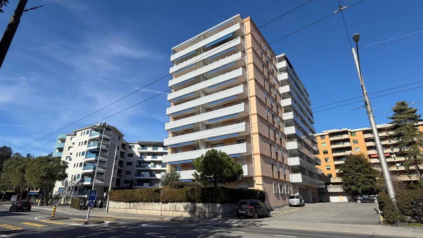 Appartement lumineux près du port - Photo 2 sur 11