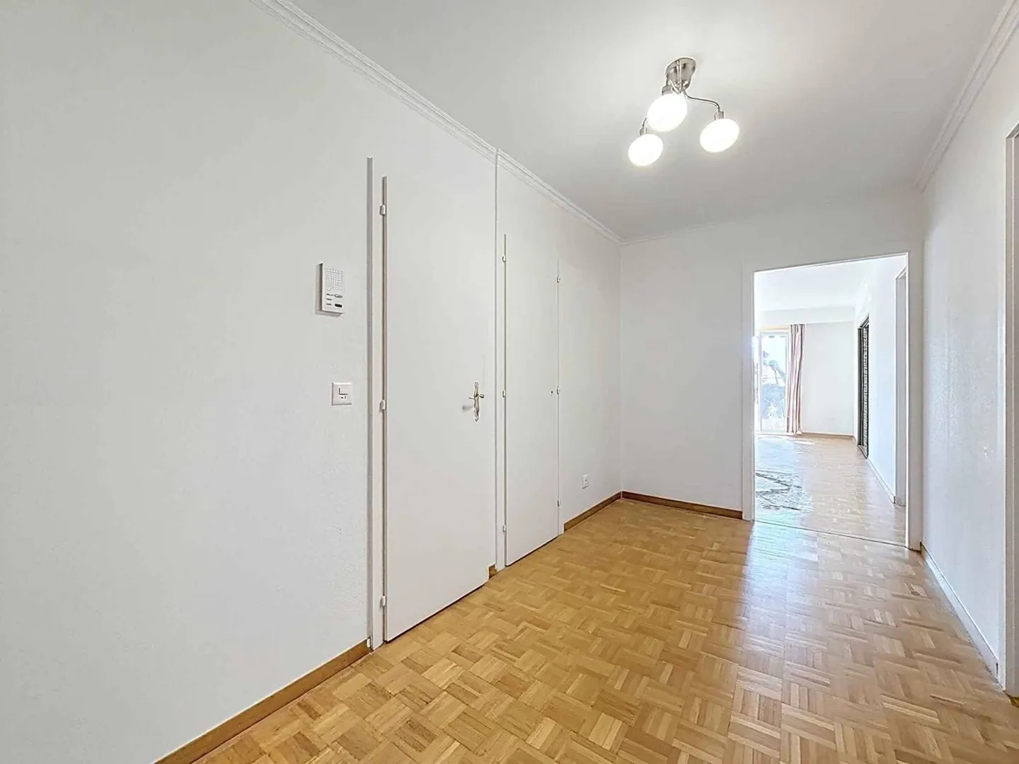Appartement lumineux près du port - Photo 5 sur 11