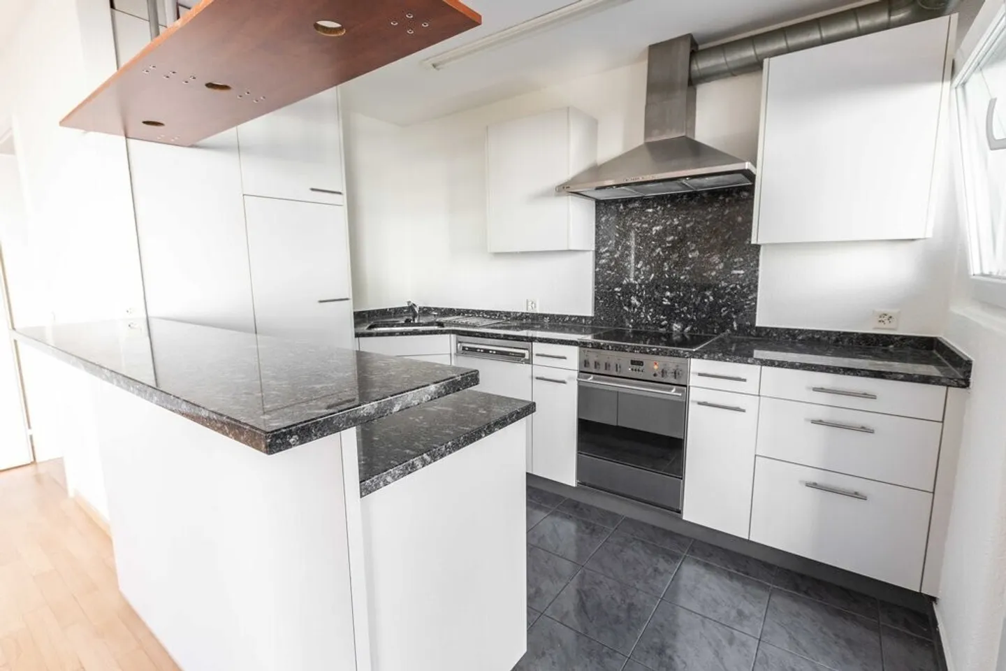 Votre nouvelle oasis de bien-être à Lucerne - Photo 4 sur 5