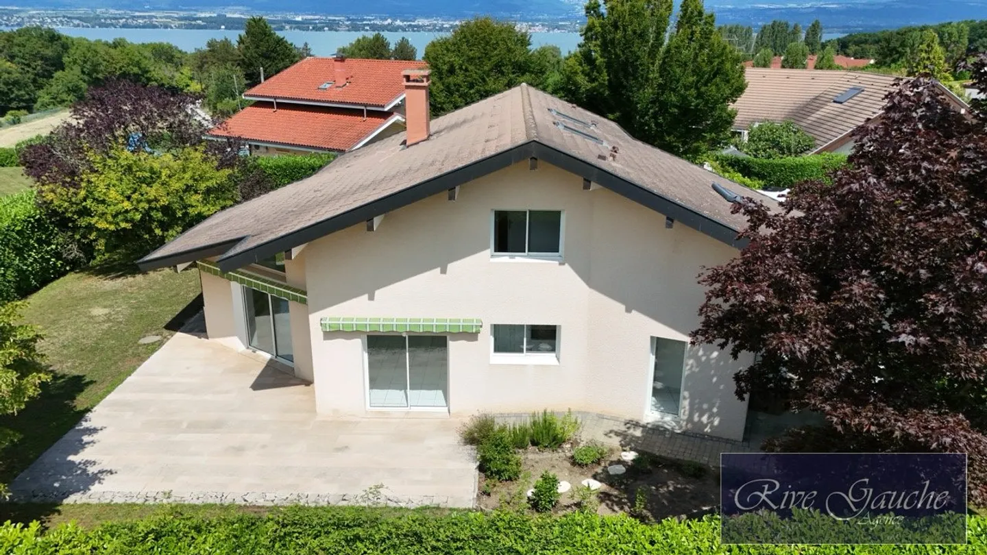 Villa con 6 camere a Messery - Foto 10 di 11