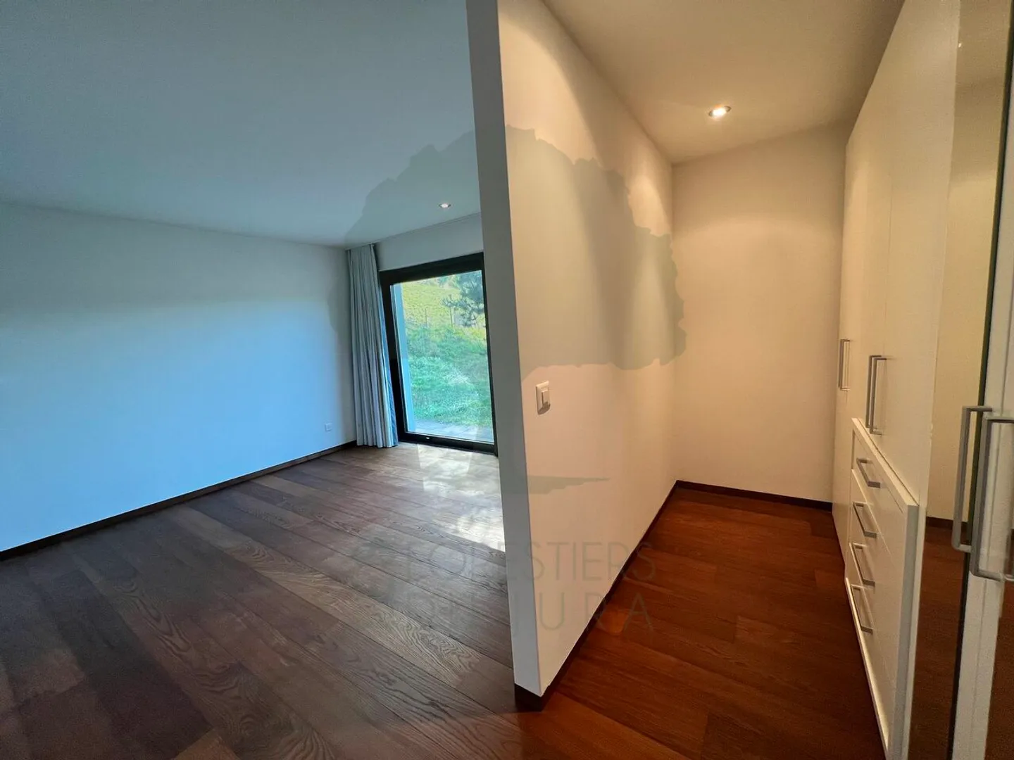 Luxus Familienvilla - Foto 11 von 13