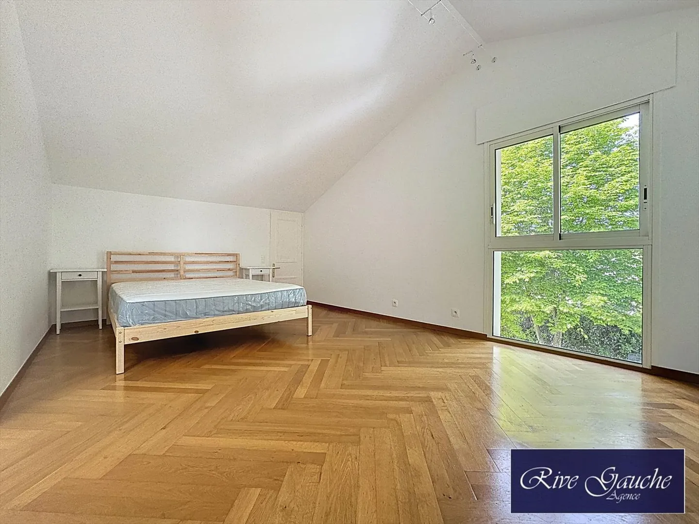 Villa con 6 camere a Messery - Foto 7 di 11