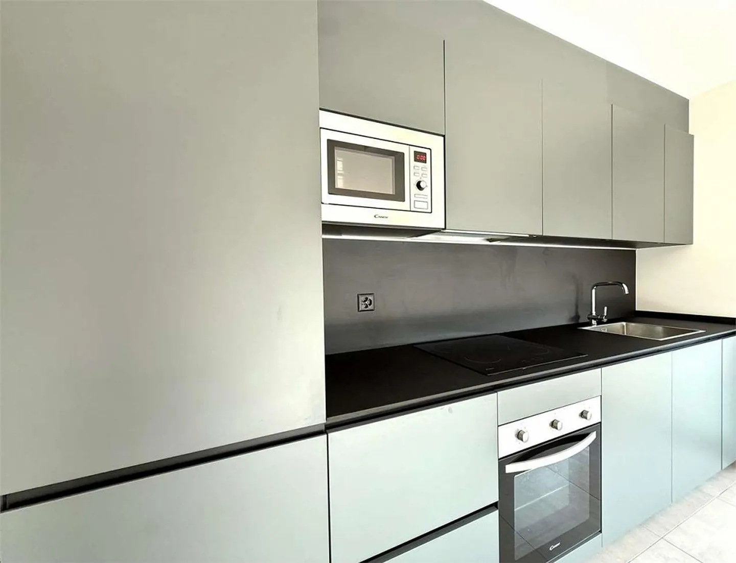 Breganzona for rent modern 3.5 with lake view - Photo 4 of 10