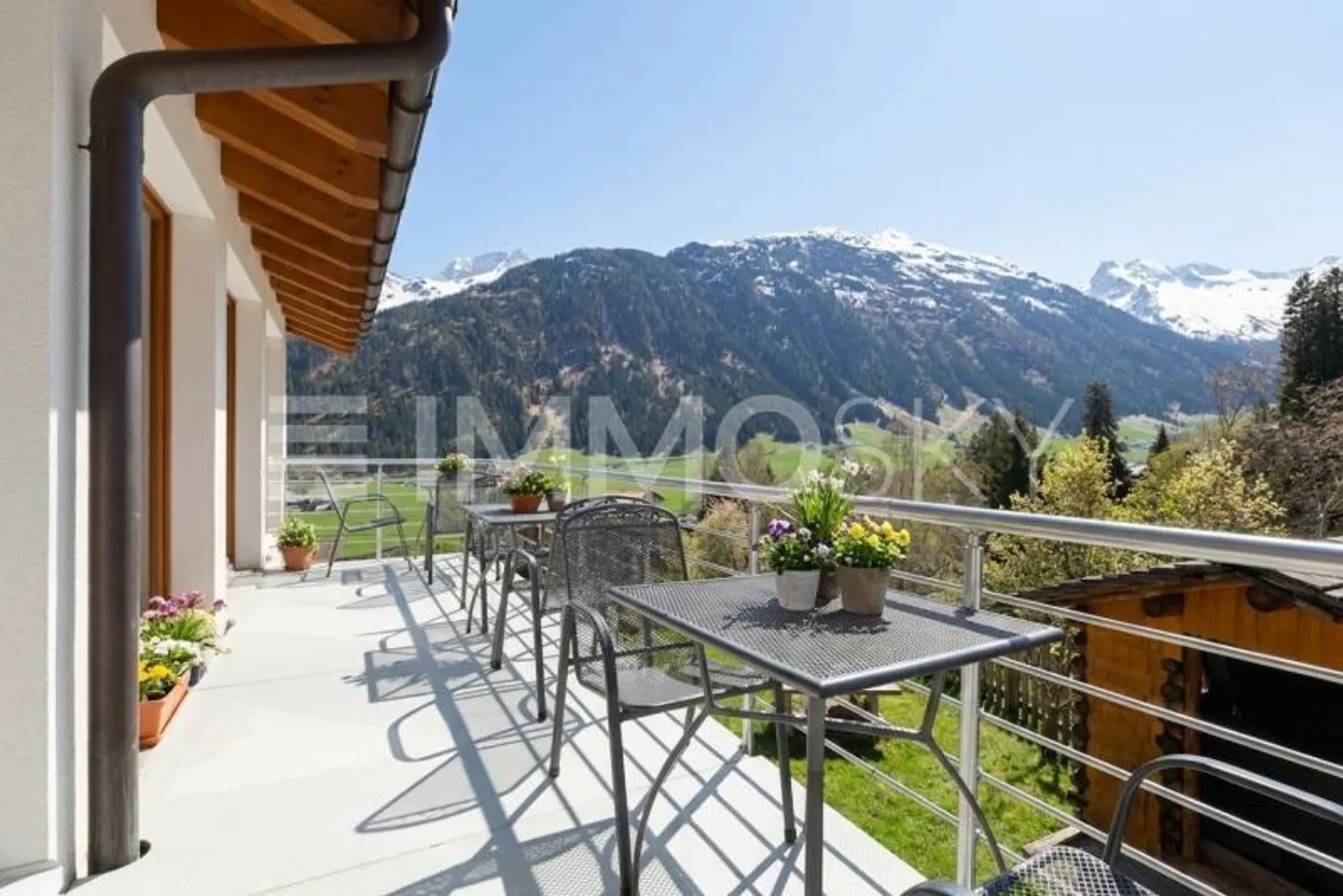 Attractive investment opportunity with conversion potential near Disentis - Photo 2 of 5
