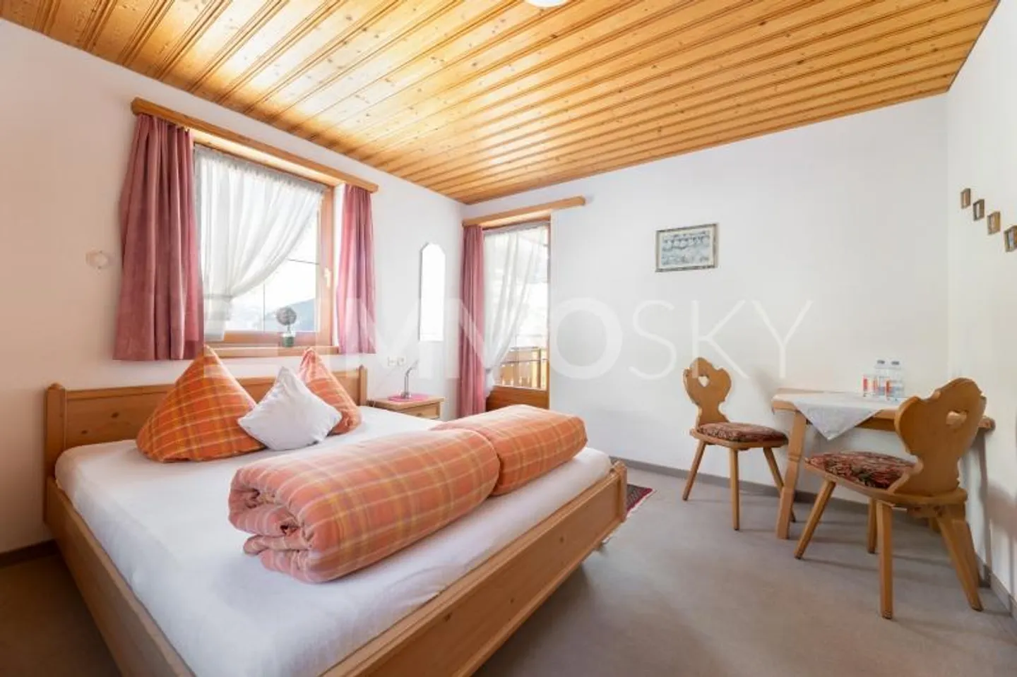 Attractive investment opportunity with conversion potential near Disentis - Photo 4 of 5