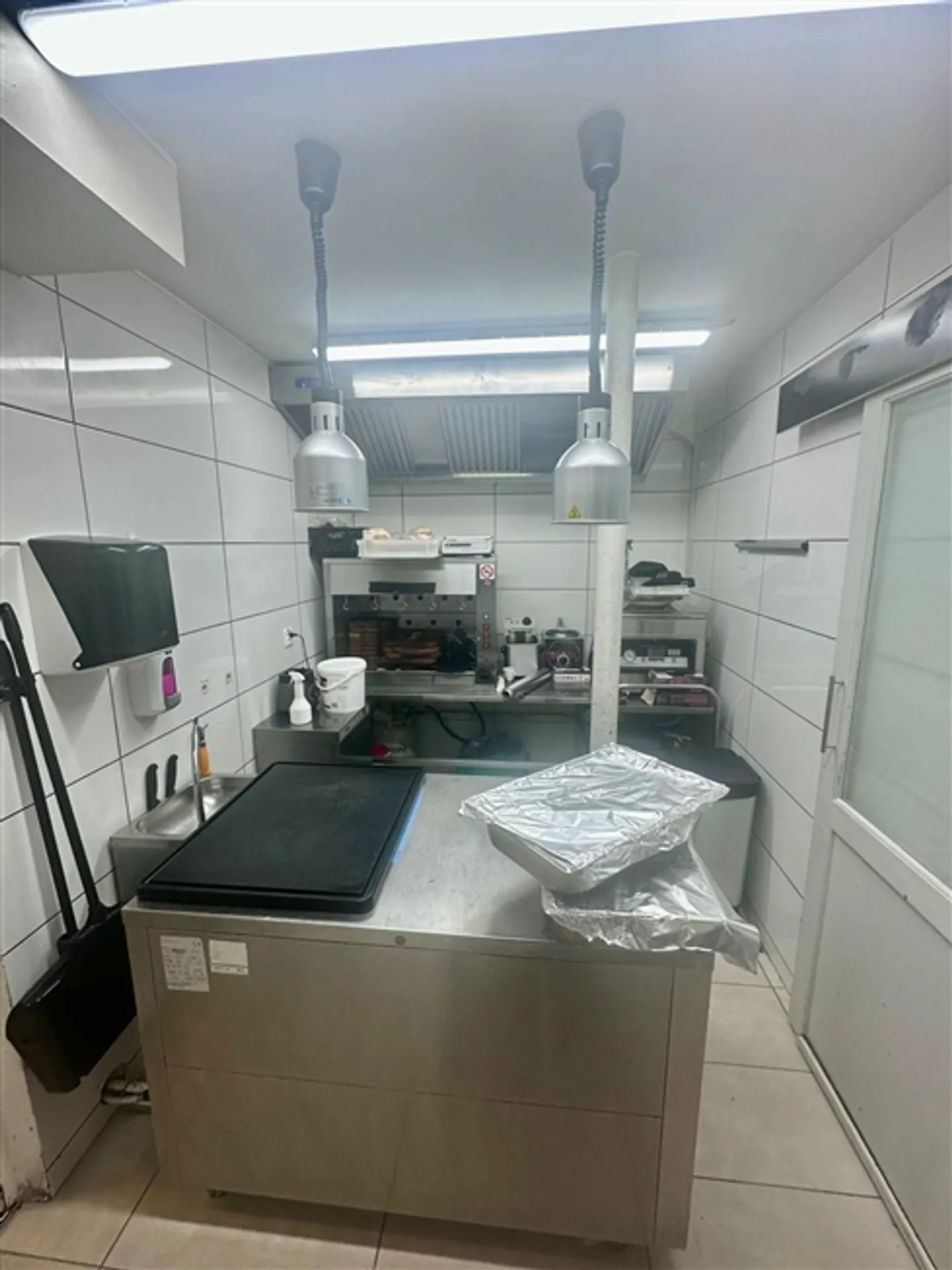 Café for Sale - Beautiful Location and Excellent View - Photo 2 of 4