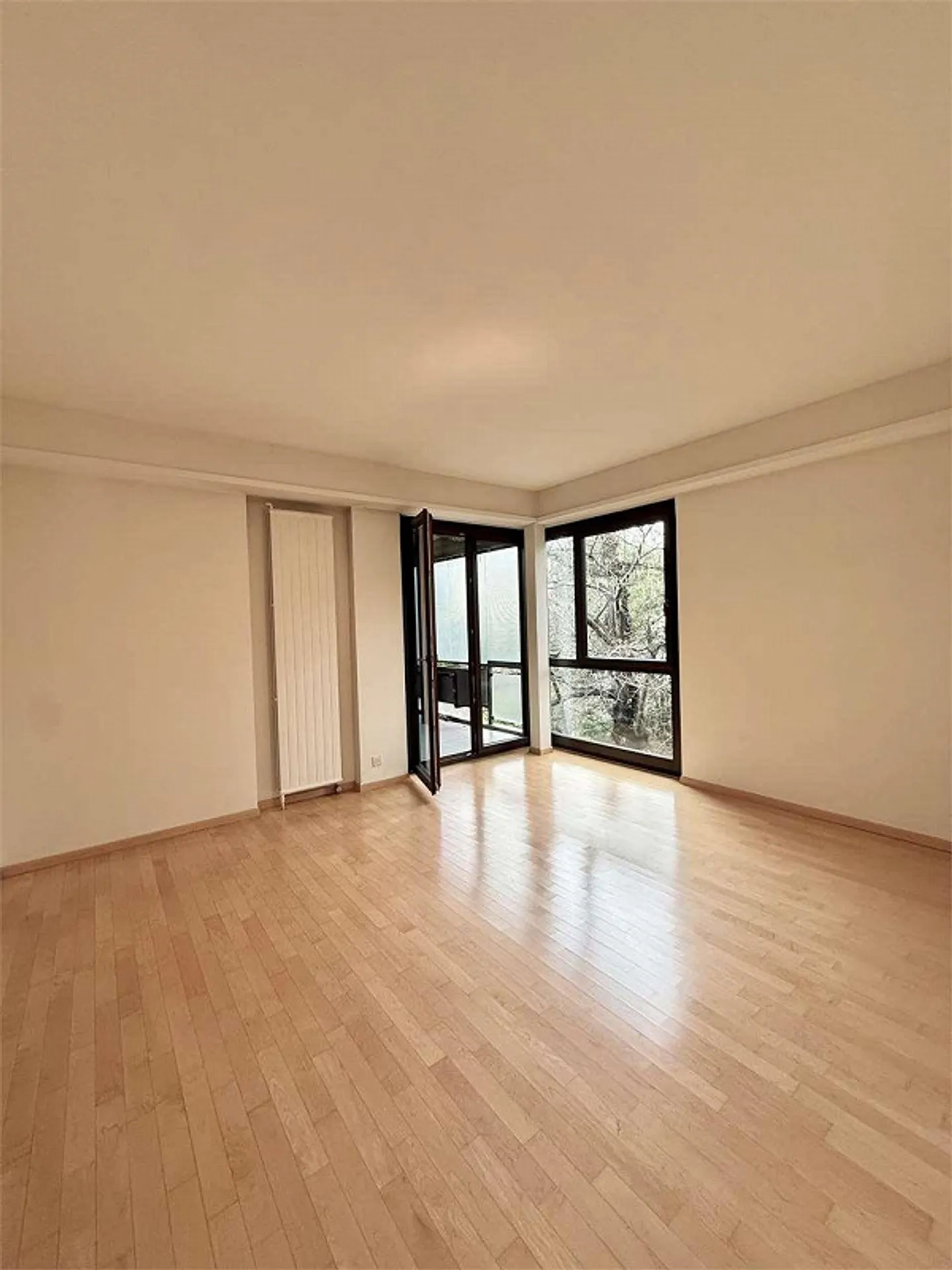 Lugano Loreto, 3.5 room apartment surrounded by greenery - Photo 5 of 11