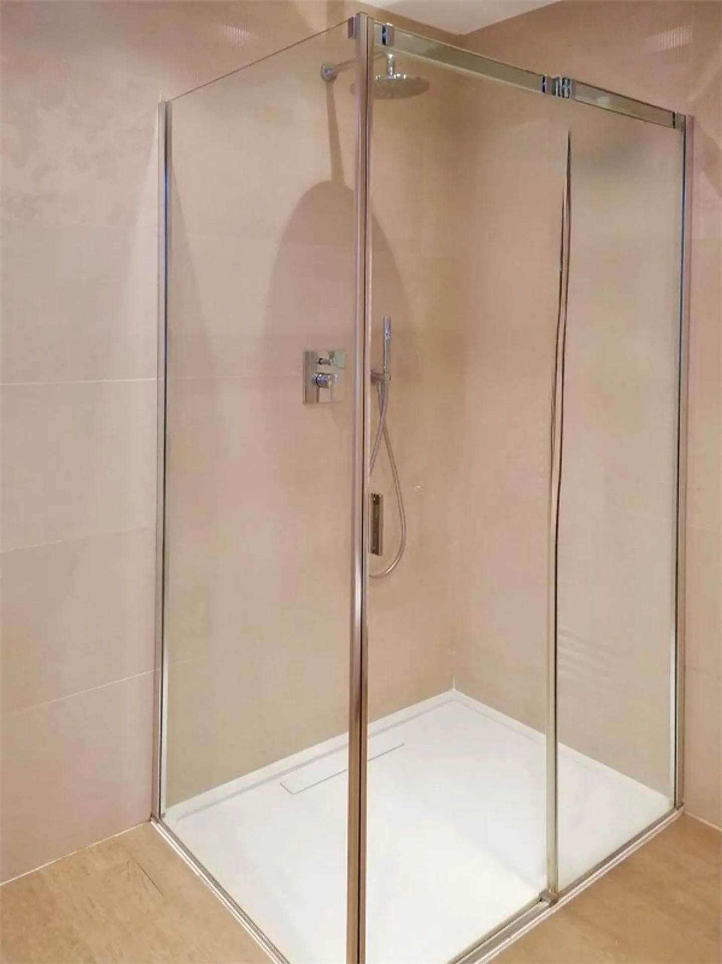 Lugano Loreto, 3.5 room apartment surrounded by greenery - Photo 9 of 11