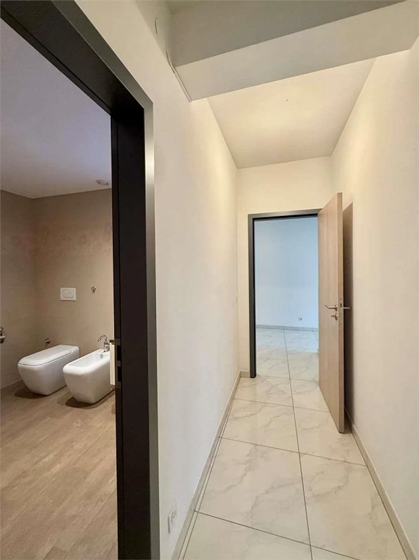 Lugano Loreto, 3.5 room apartment surrounded by greenery - Photo 10 of 11