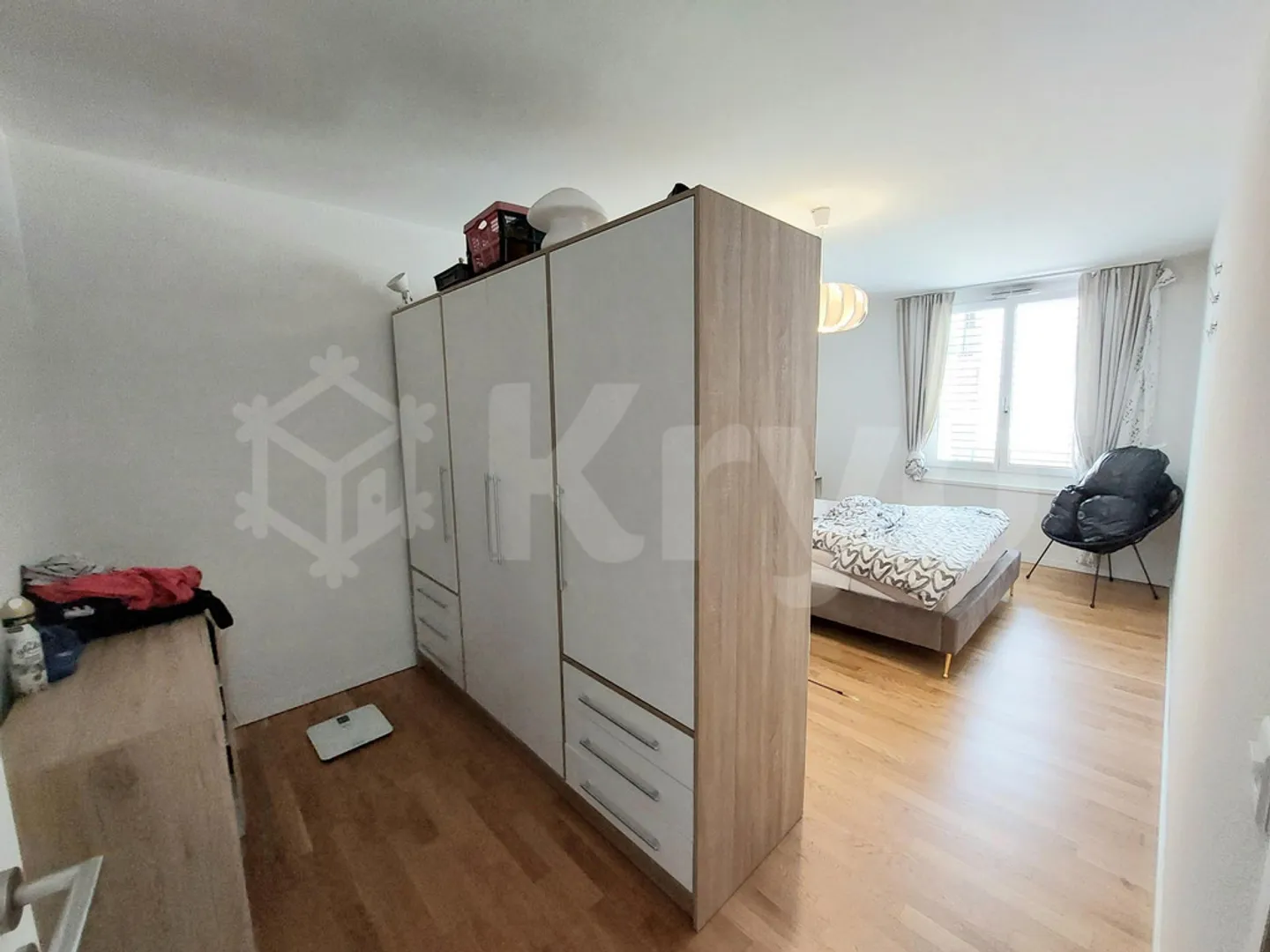 BEL APPARTAMENTO DI 3.5 STANZE CON TERRAZZA IN CENTRO CITTÀ - Foto 5 di 8