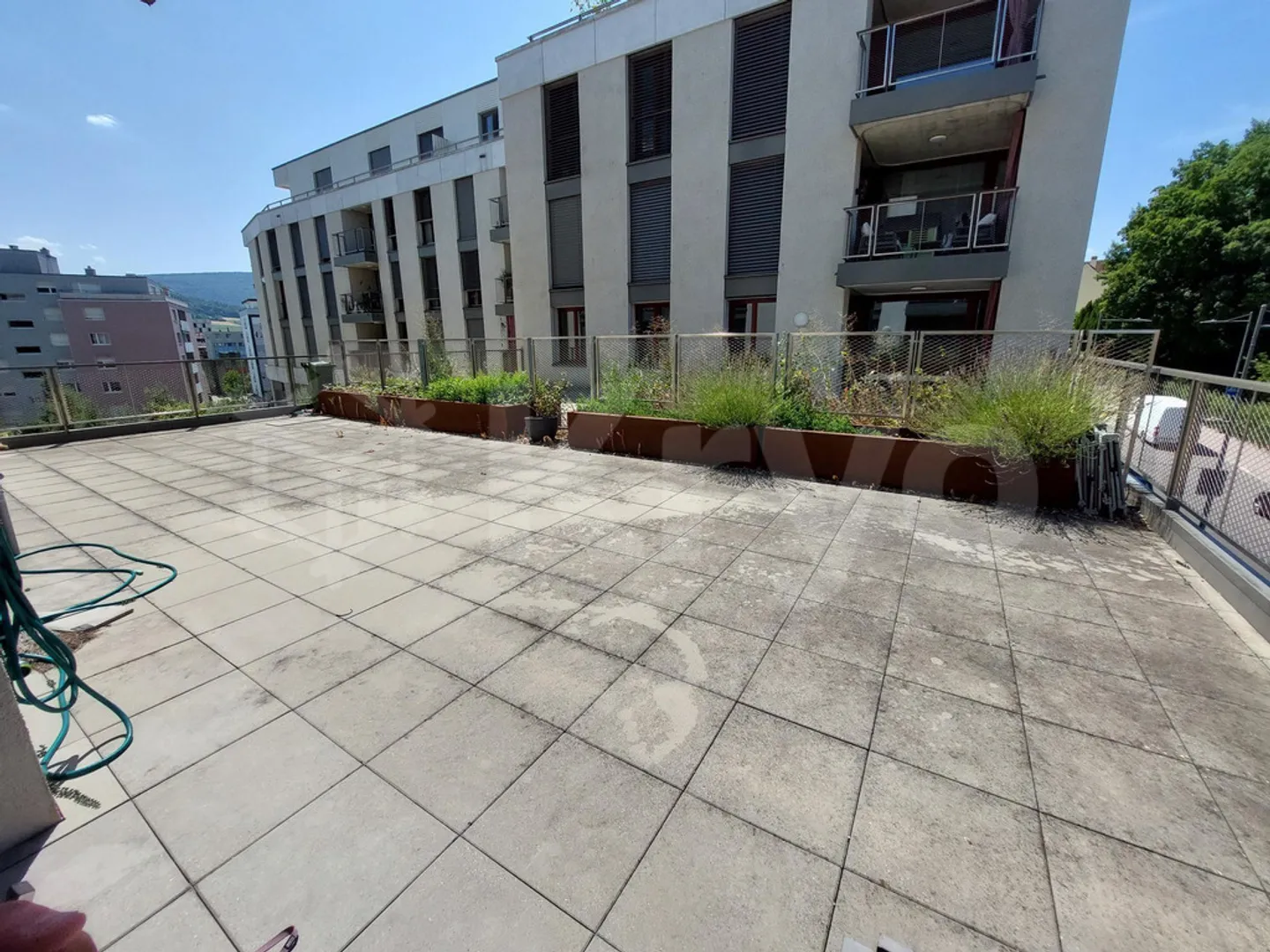 BEL APPARTAMENTO DI 3.5 STANZE CON TERRAZZA IN CENTRO CITTÀ - Foto 8 di 8