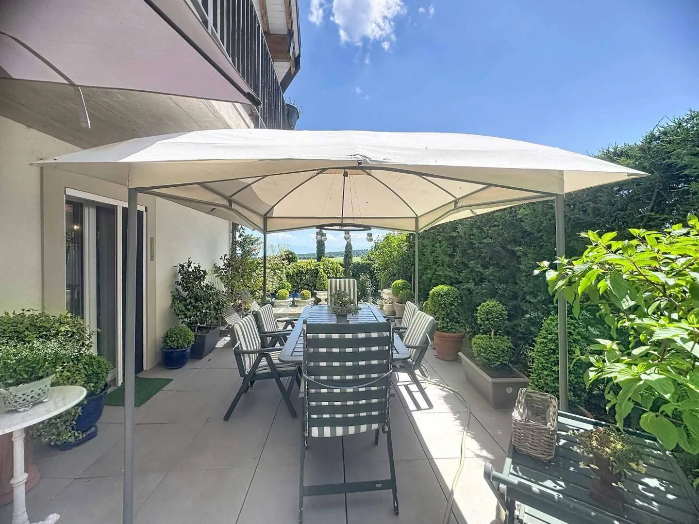 Prächtige Wohnung mit Garten, 15 Minuten von Nyon - Foto 1 di 7