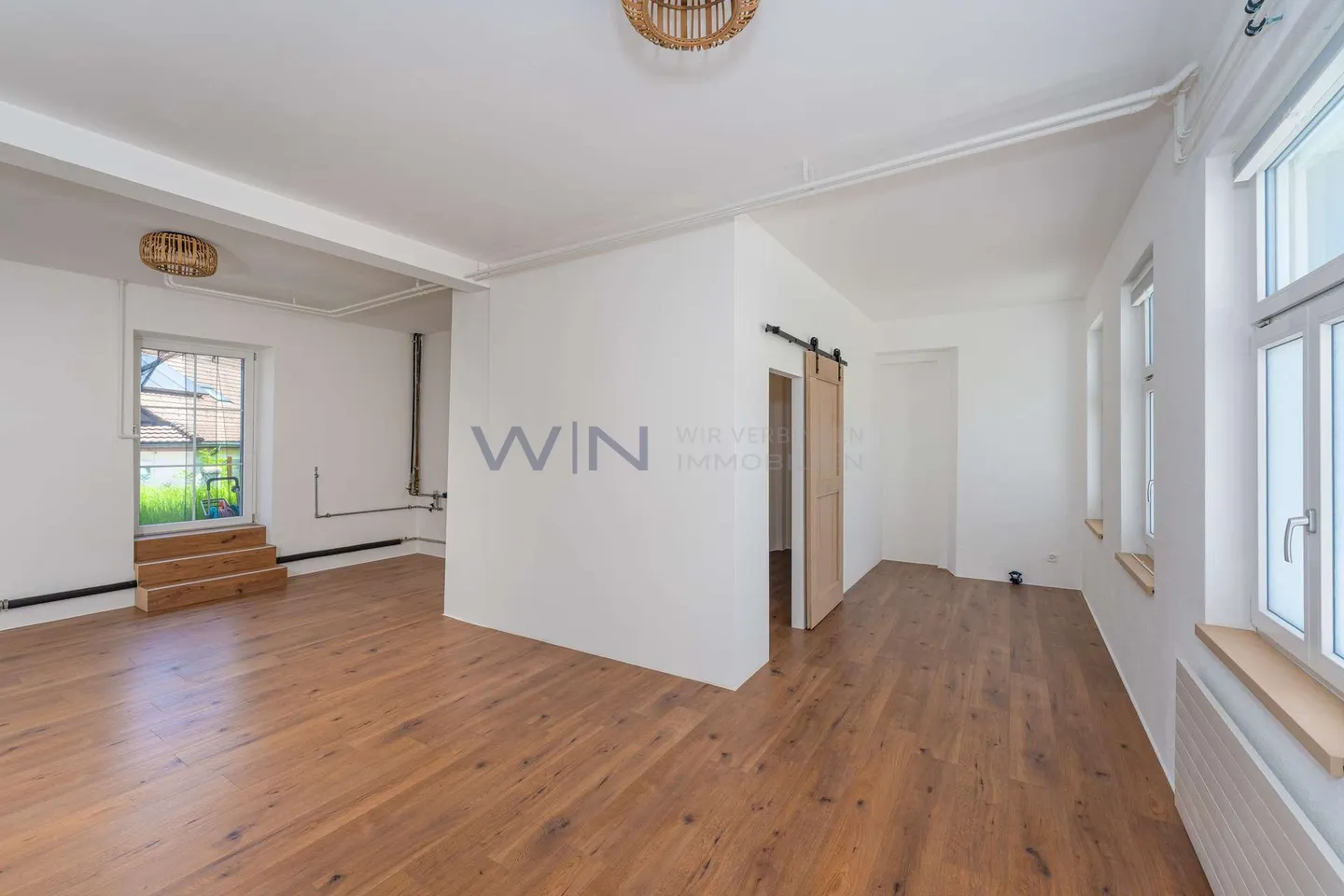 Ampia casa familiare con terrazza - Foto 4 di 8