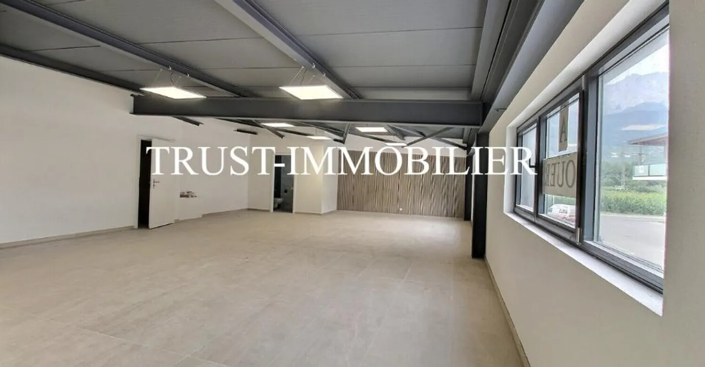 9002-MV-Saxon-Spazio commerciale moderno di 102,6 m² - Foto 3 di 7