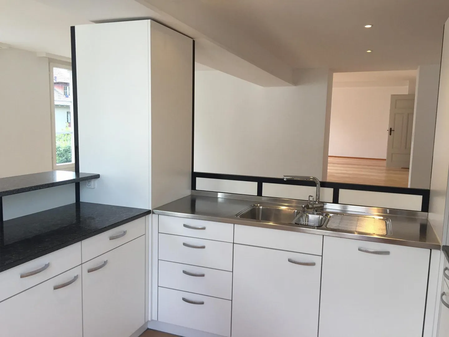 Charming Apartment in Zofingen - Photo 3 of 13