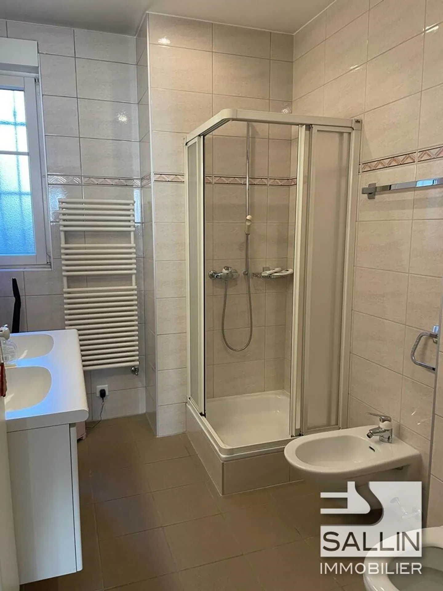 Magnificent 6-Room Apartment in the Gambach District - Photo 9 of 9