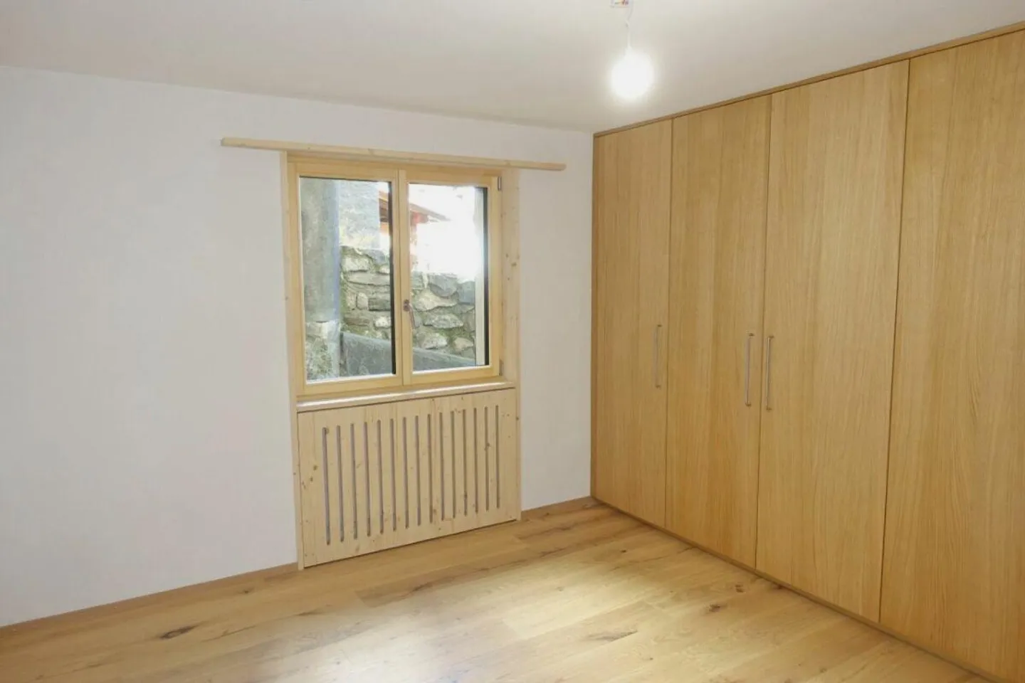 Two-family house with two 4½-room apartments, Apartment No. 1 - Photo 4 of 5