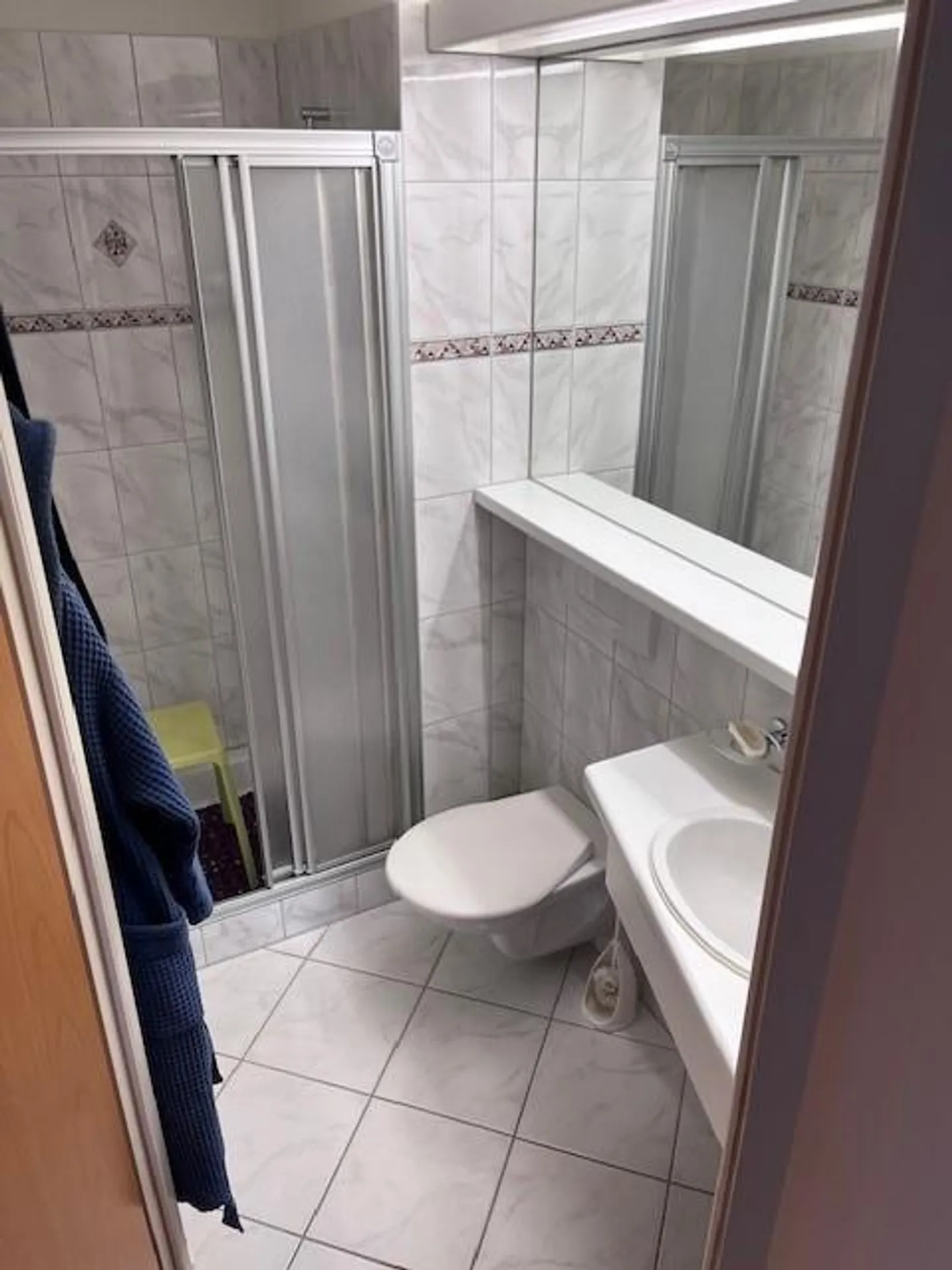 Helle 4.5 Zimmer Wohnung im 2. Stock, mit Lift - Foto 6 von 7