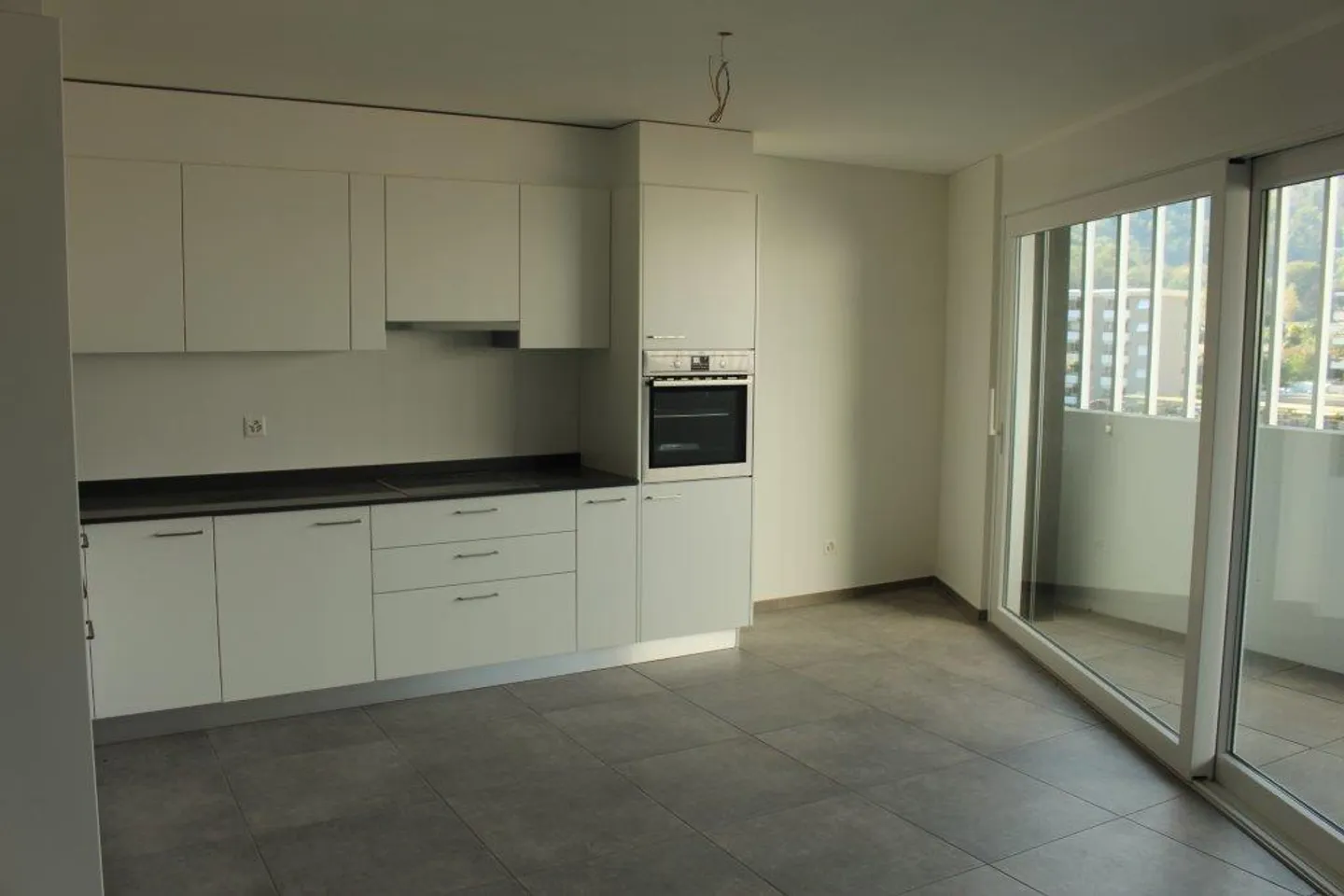 Modernes Apartment in Losone - Foto 3 von 11