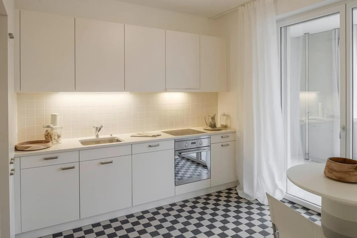 Appartement spacieux dans le quartier Richti directement à la gare de Wallisellen - Photo 2 sur 11