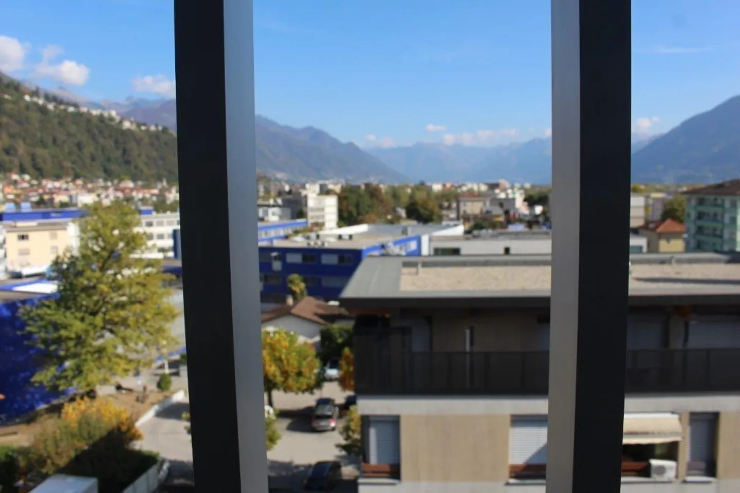 Modernes Apartment in Losone - Foto 5 von 11