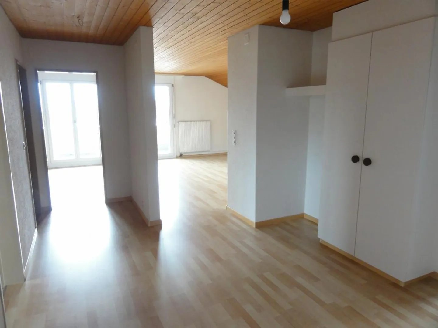 günstige 3,5 Zimmer-Dachwohnung - Foto 7 von 9