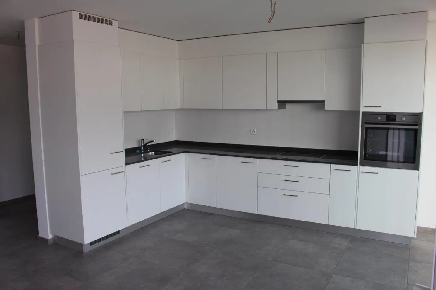 Modernes Apartment in Losone - Foto 10 von 11