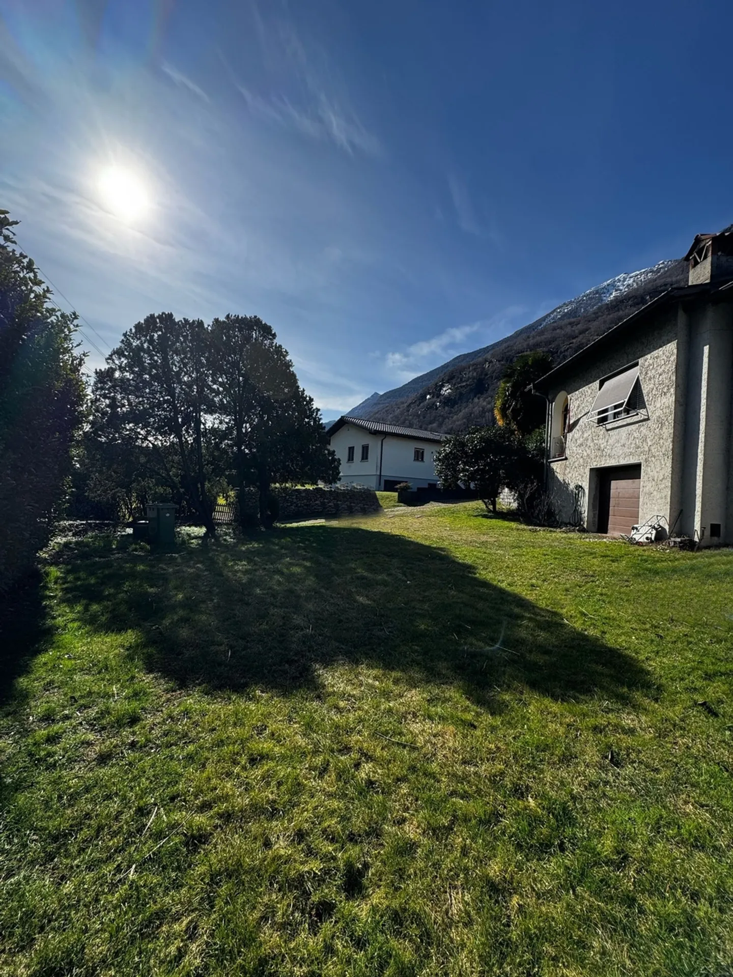 Casa in Vendita nel Comune di Iragna con circa 1570 mq di giardino - Foto 6 di 8