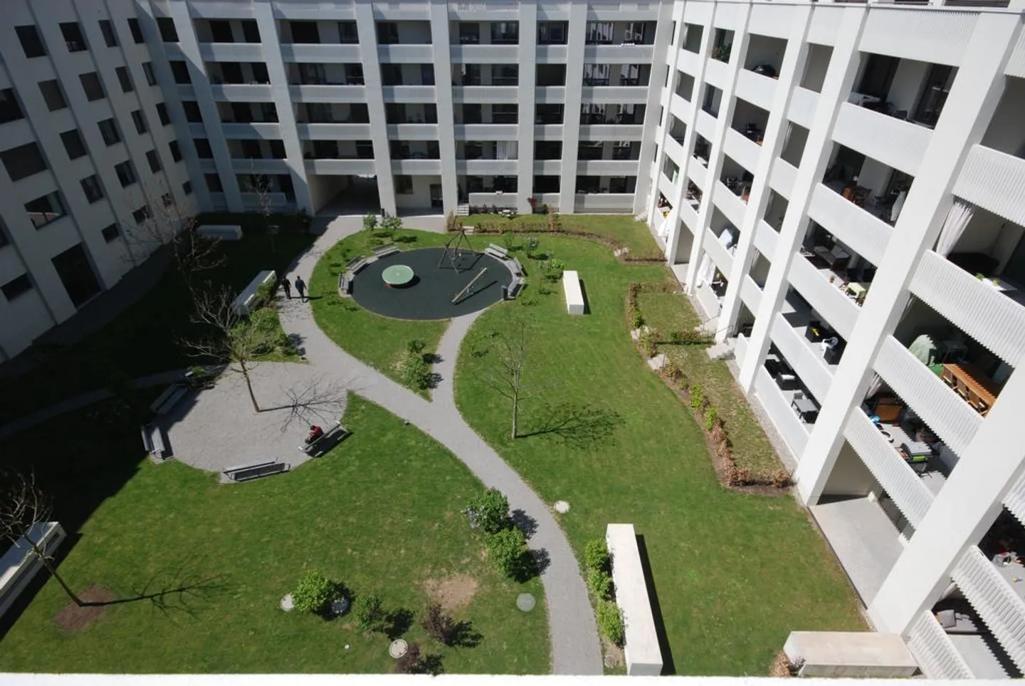 Appartement spacieux dans le quartier Richti directement à la gare de Wallisellen - Photo 10 sur 11