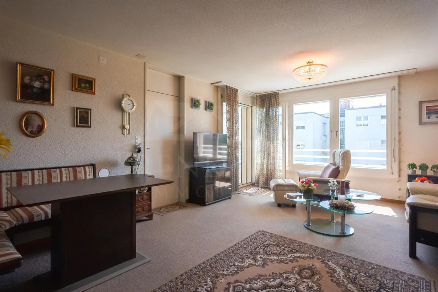 Appartement confortable de 2,5 pièces avec place de parking à Münchenbuchsee - Photo 3 sur 9