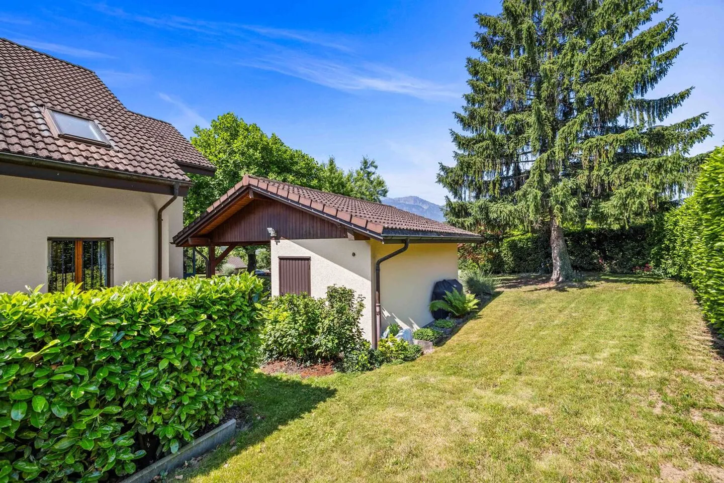 Doppelhaushälfte 6,5 Zimmer - Foto 3 von 13