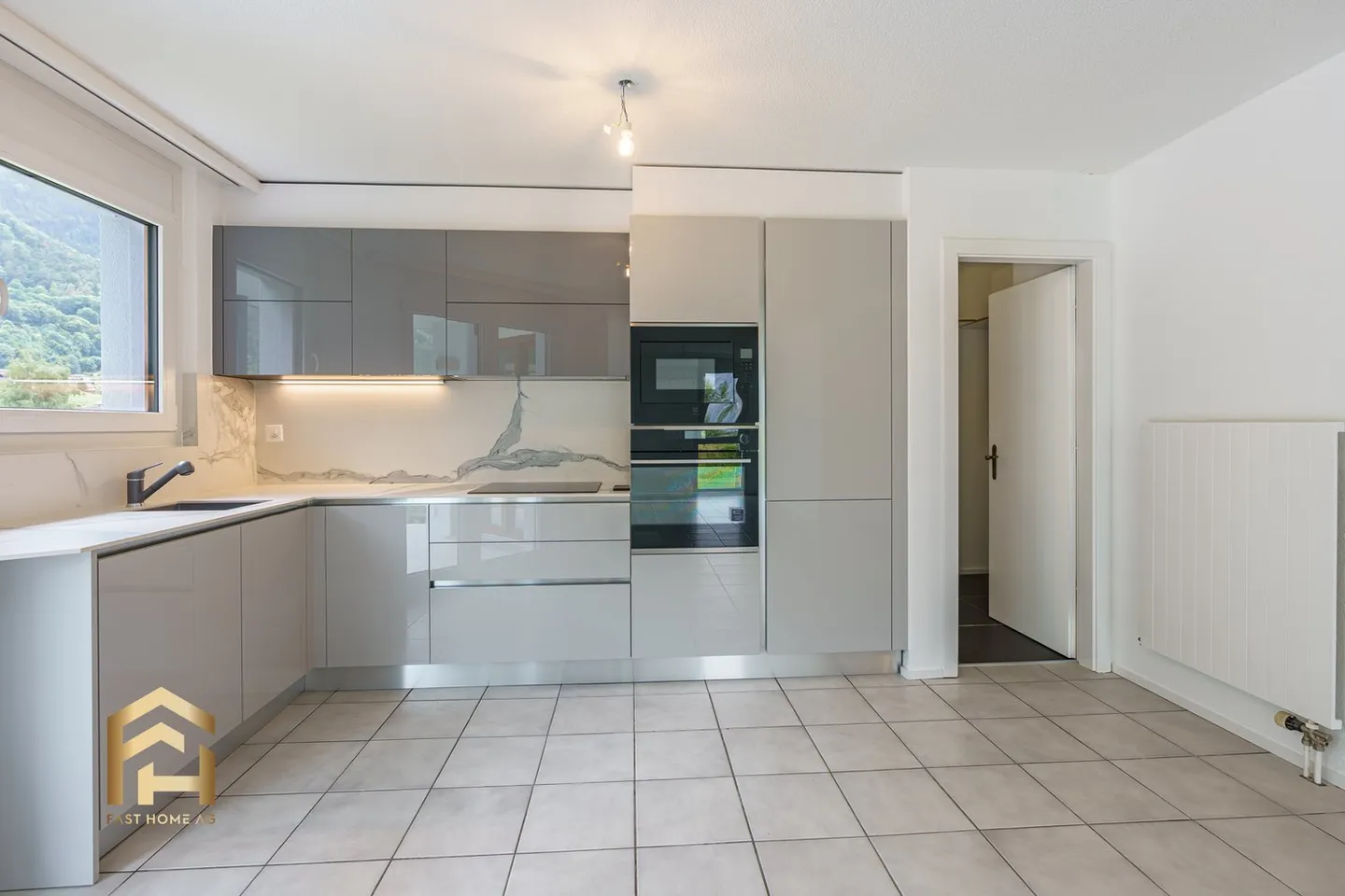 Quiet 4.5 room apartment in Agarn with garden space - Photo 1 of 13