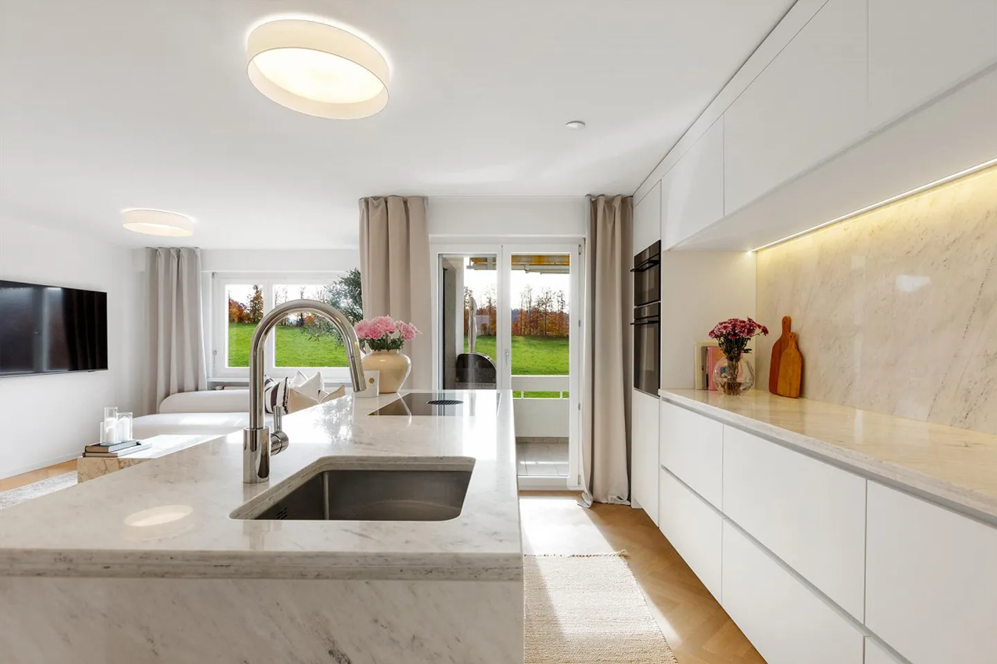 Traumhaft Wohnen über dem Nebelmeer - Foto 3 von 8