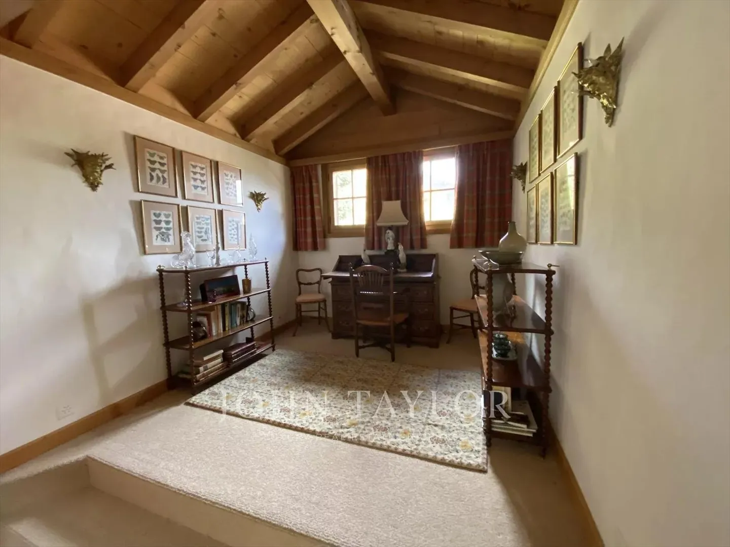 Chalet - Photo 6 of 11