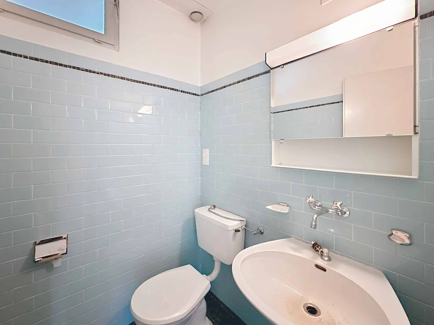 Exklusiv: Villa zur Renovierung - Foto 8 di 12
