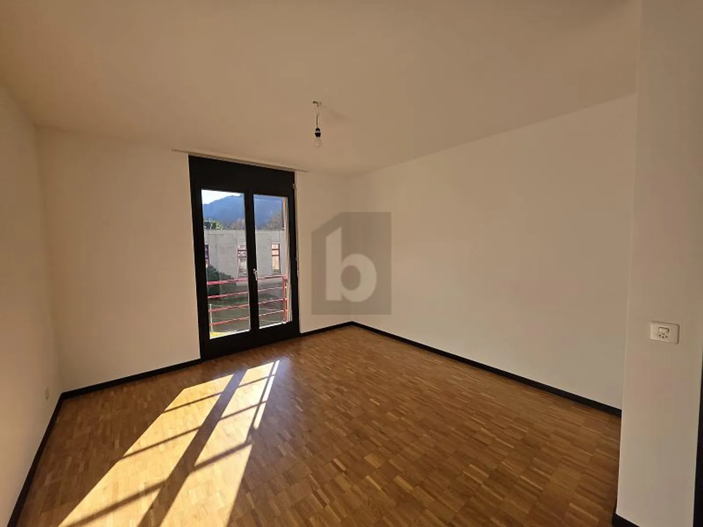 4,5-Zimmer-Wohnung - Foto 3 von 5