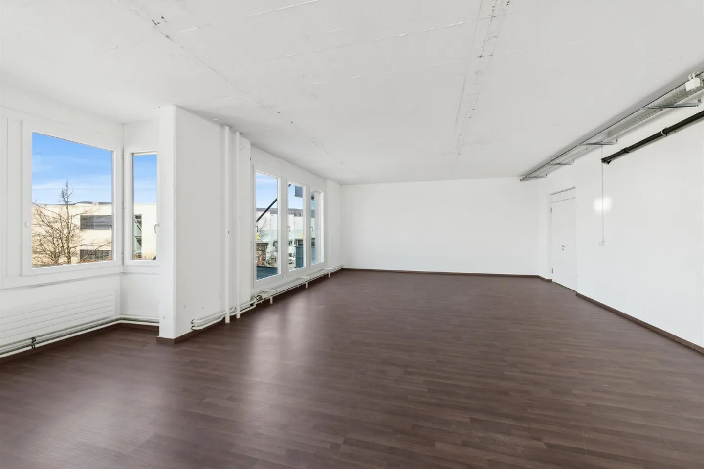 Edificio commerciale Bodenäckerstrasse 1/3 Spreitenbach - Il tuo rappresentante... - Foto 8 di 9