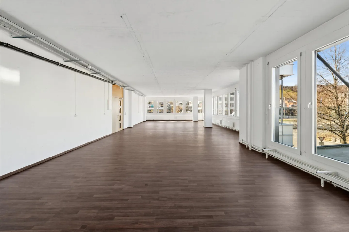 Edificio commerciale Bodenäckerstrasse 1/3 Spreitenbach - Il tuo rappresentante... - Foto 6 di 9