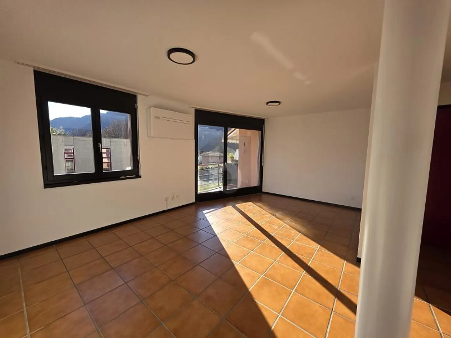 4,5-Zimmer-Wohnung - Foto 1 von 5